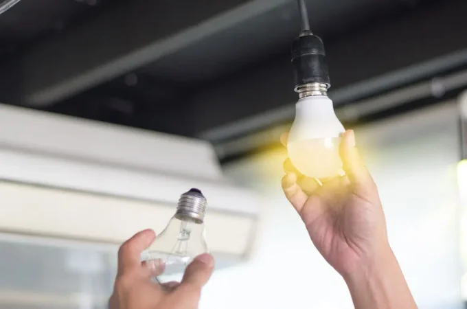 Changer une ampoule électrique (HORS Marchandises) : TARIF HORAIRE  