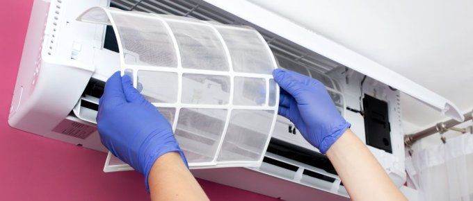 NETTOYAGE DES FILTRES CLIMATISATION MURALE