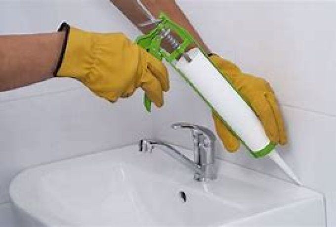 Changement d'un joint d'étanchéité:  Cuisine - Salle d (HORS Marchandises) : TARIF HORAIRE  